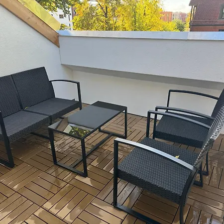 Mm - In Innenstadtlage Mit Parkplatz 奥格斯堡