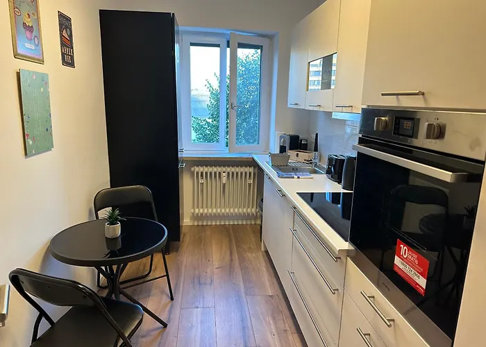 Mm - In Innenstadtlage Mit Parkplatz * Augsburg