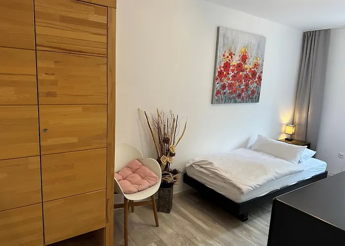 Mm - In Innenstadtlage Mit Parkplatz Appartement *