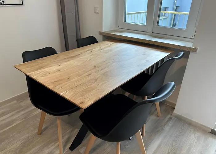 Mm - In Innenstadtlage Mit Parkplatz Appartement *