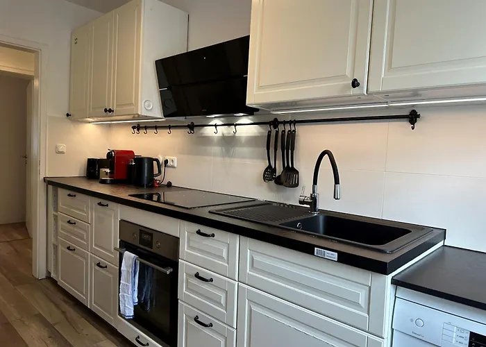 Mm - In Innenstadtlage Mit Parkplatz * Augsburg