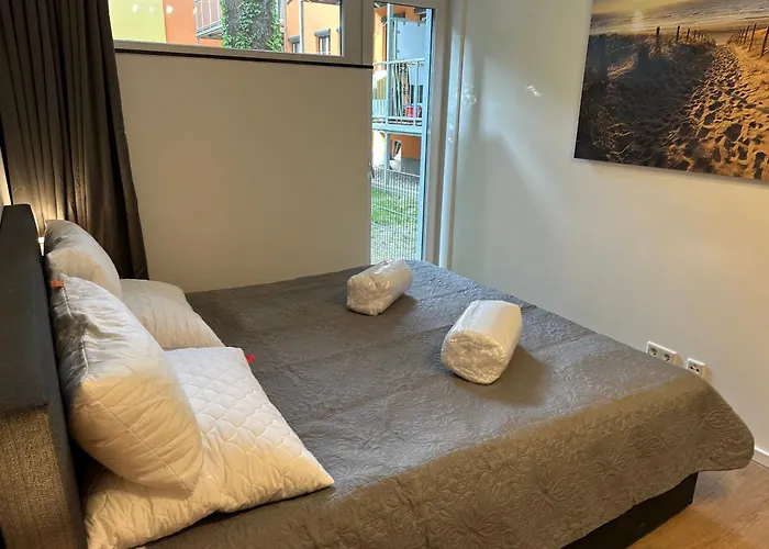 Mm - In Innenstadtlage Mit Parkplatz * Augsburg