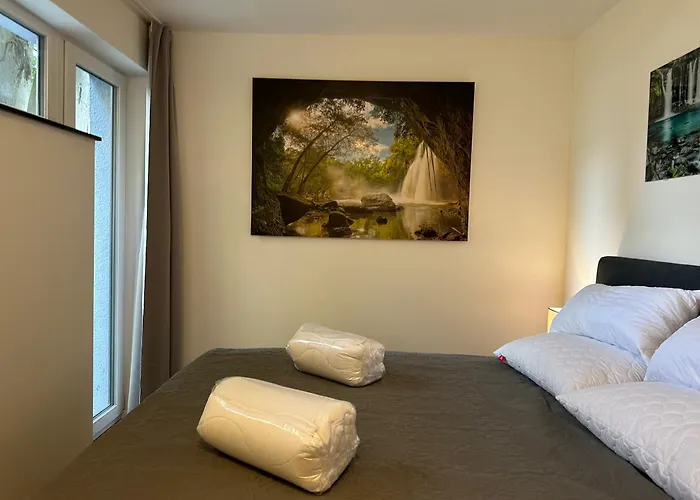 Appartement Mm - In Innenstadtlage Mit Parkplatz *