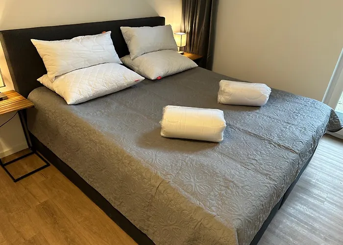 Appartement Mm - In Innenstadtlage Mit Parkplatz