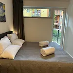 Апартаменти Mm - In Innenstadtlage Mit Parkplatz Аугсбург