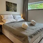 Mm - In Innenstadtlage Mit Parkplatz *