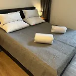 Апартаменти Mm - In Innenstadtlage Mit Parkplatz