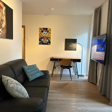 Appartement Mm - In Innenstadtlage Mit Parkplatz *