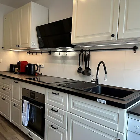 Mm - In Innenstadtlage Mit Parkplatz * Augusta