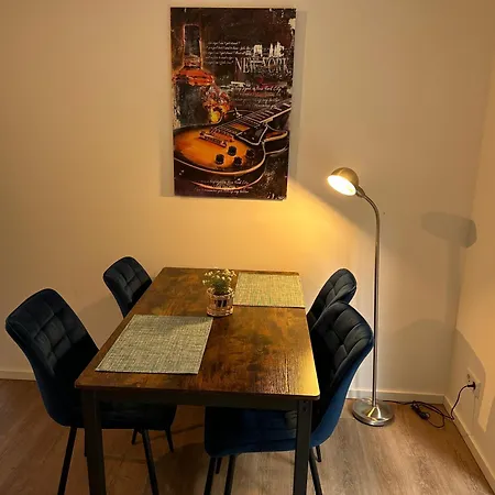 Mm - In Innenstadtlage Mit Parkplatz Appartamento