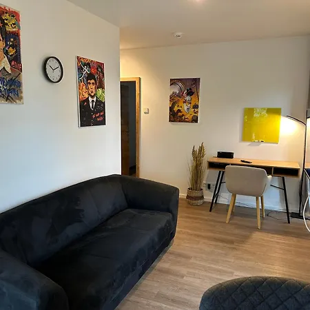 Mm - In Innenstadtlage Mit Parkplatz Appartement
