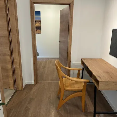 Mm - In Innenstadtlage Mit Parkplatz *