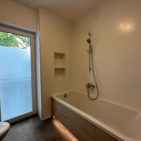 Appartement Mm - In Innenstadtlage Mit Parkplatz *