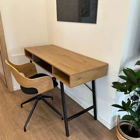 Mm - In Innenstadtlage Mit Parkplatz Appartement *