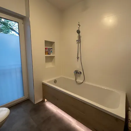 Mm - In Innenstadtlage Mit Parkplatz Appartement *