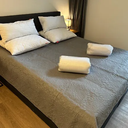 Appartement Mm - In Innenstadtlage Mit Parkplatz