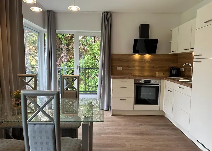 Mm - In Innenstadtlage Mit Parkplatz * Аугсбург